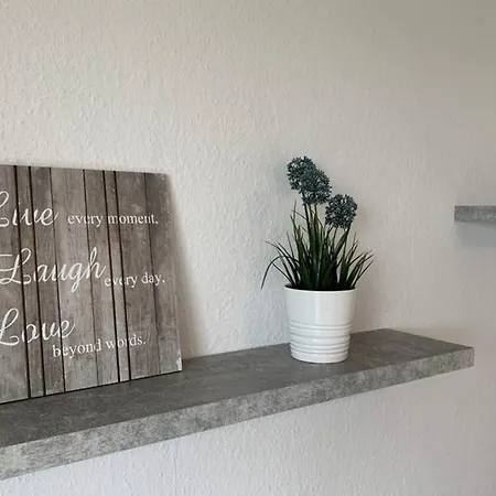 Appartamento 1 Zi-whg, Netflix, Wifi, Kueche, 15min Zum Zentrum *